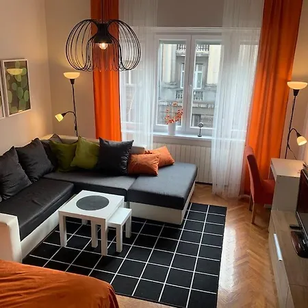 Apartment Near The Home Of Croatian Artists Zagreb Exterior photo